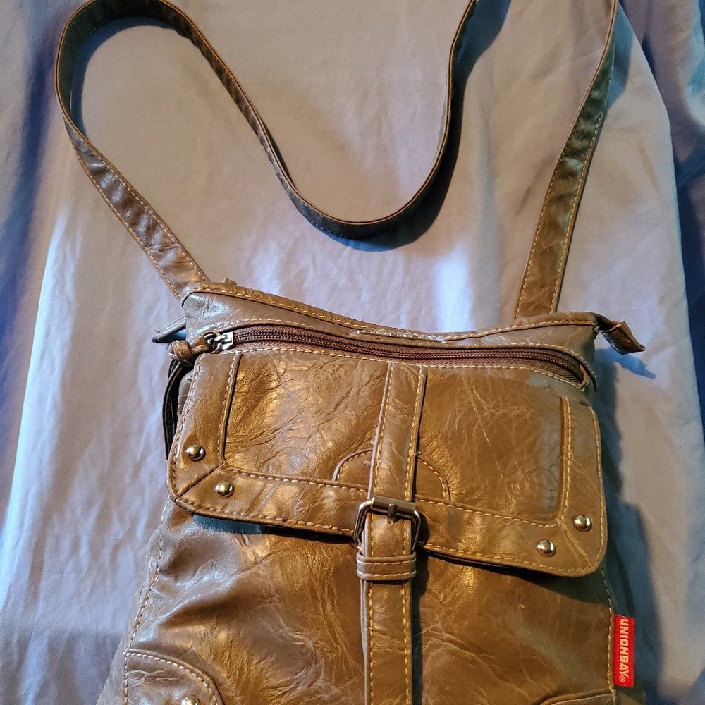book-hand bag